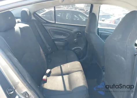 2016 Nissan Versa 1.6 S z USA, uszkodzony, nr VIN 3N1CN7AP5GL907331